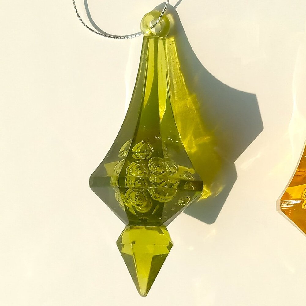 2 Vintage Ornaments / Suncatchers - Picture 6 of 12